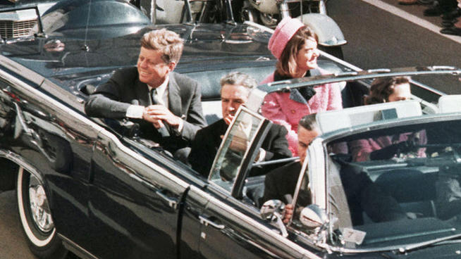 President+John+F.+Kennedy%2C+seated+back+left%2C+and+his+wife%2C+Jacqueline%2C+seated+to+his+right%2C+along+with+Governor+Jack+Connelly%2C+seated+in+the+passenger+seat+moments+before+the+assassination.++