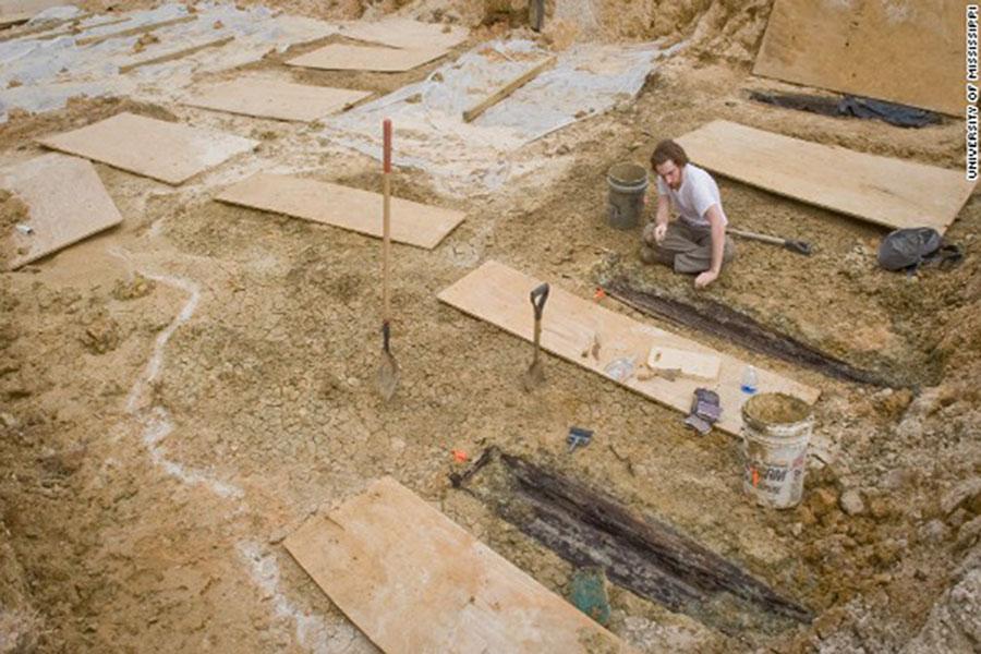 Mass Graves Found in Mississippi