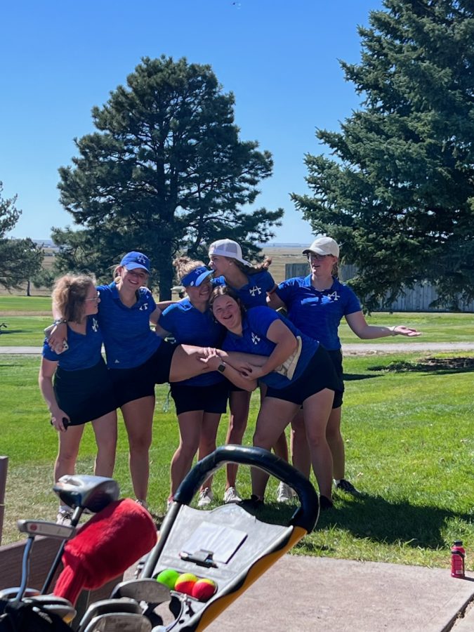 Alliance Nebraska Girls Golf Team Qualify for Districts!
